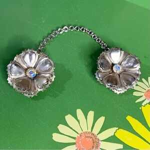 60s Aurora Borealis Sweater Clip